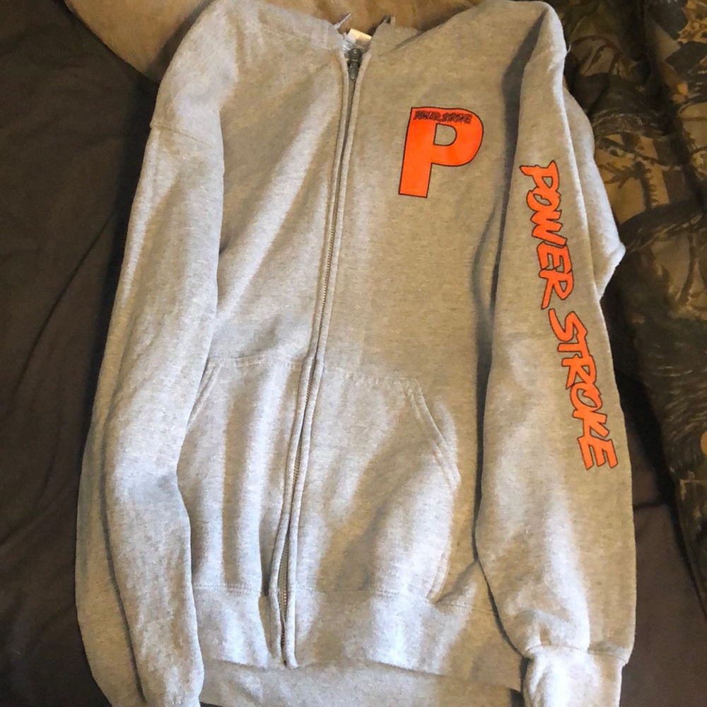 Sweatshirt